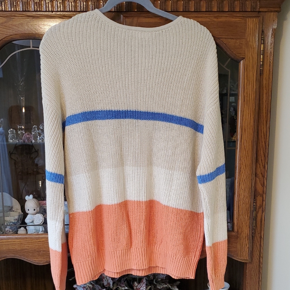 Colorful Striped Sweater - Picture 4 of 5
